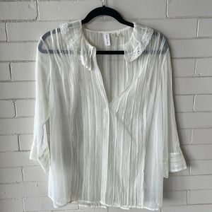 NWOT Anthropologie Meadow Rue sheer pintuck top lace collar